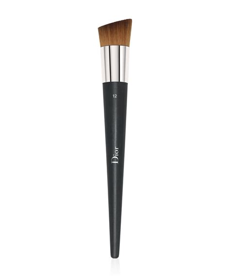 Dior foundation brush 12